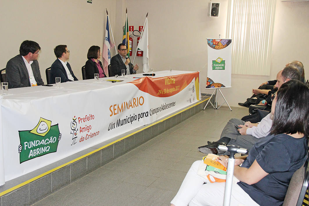 Seminário Crianças e Adolescentes (1)