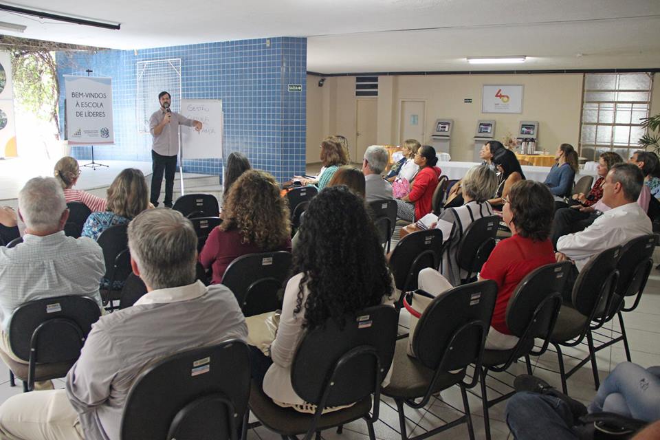 Roda de Conversa - Escola de Líderes (11)